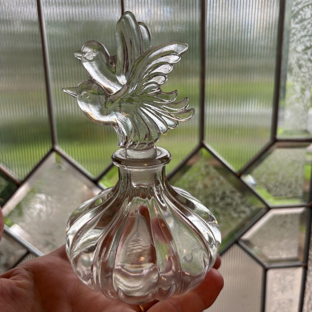 VTG. Nina Ricci LAir du Temps 6" Perfume Bottle Lalique Crystal Dbl Dove Stopper